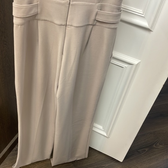 Marciano size 6 Beige jumpsuit - Picture 5 of 7